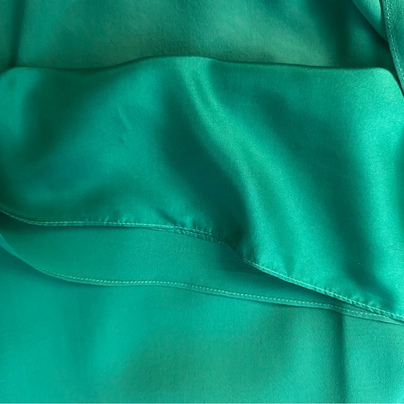 TIBI | NWOT Green Silk Racerback Tank Top Blouse w Neck Detail Size 2 lined - Picture 7 of 7